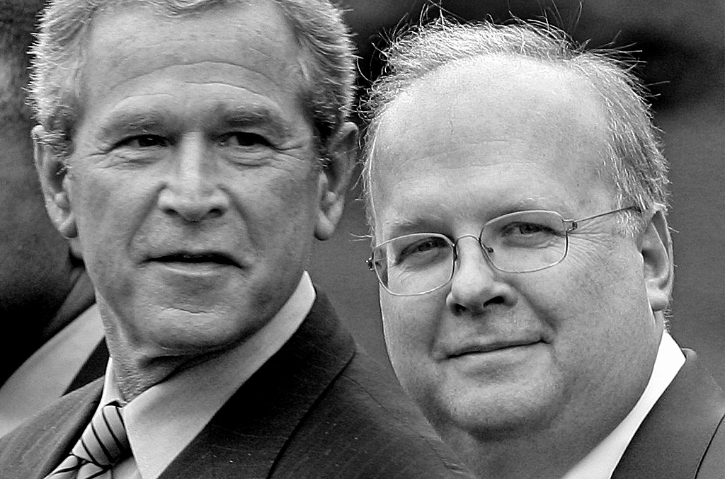 カール・ローブ氏(右)とブッシュ大統領=AP