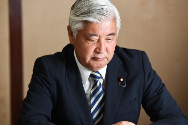 中谷元さん