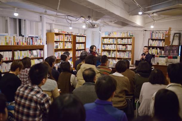 東京・下北沢の本屋B&Bで行われた新城カズマさんと木村草太さんの対談風景