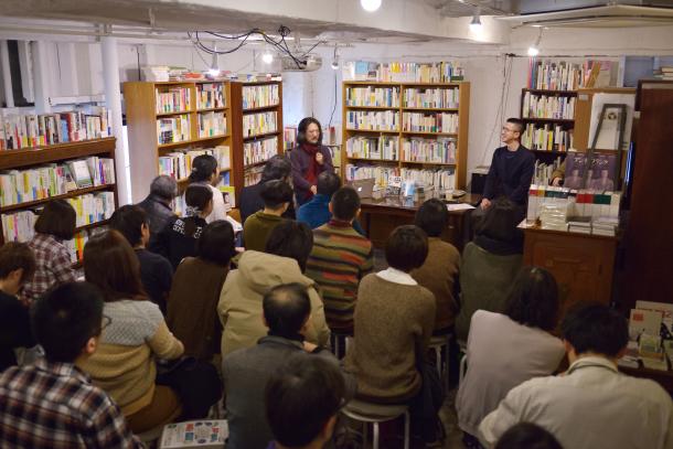 東京・下北沢の本屋B&Bで行われた新城カズマさんと木村草太さんの対談風景