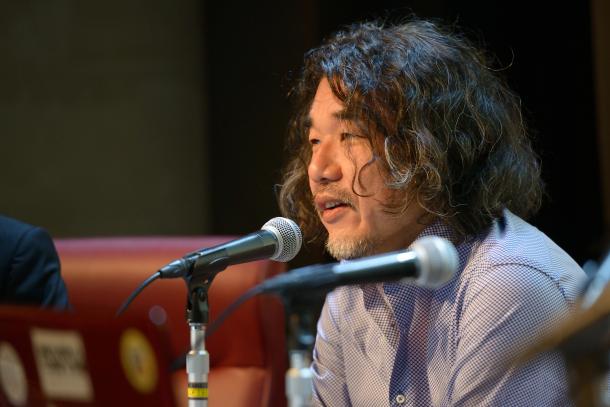 山崎憲さん