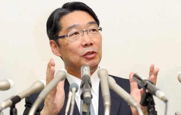 記者会見する前川喜平・前文科事務次官=25日