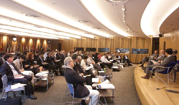 日本の政策・外交・文化について議論する東京財団・GMF主催の「日米欧東京フォーラム」。国際会議で知見を広げるのもシンクタンクの大切な仕事だ。(東京財団提供)